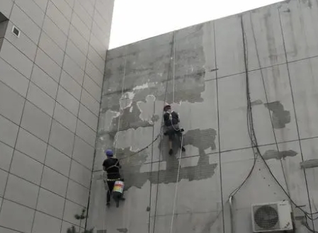 永靖楼顶漏水维修公司分享下永靖外墙防水的注意事项