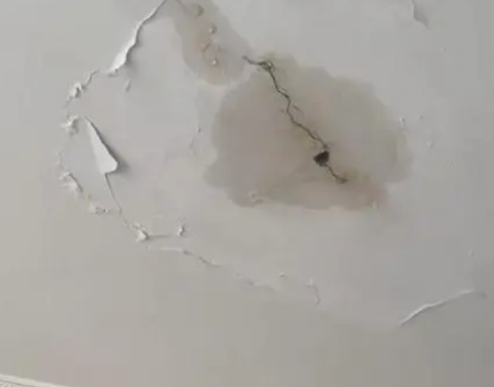 永靖阳台漏水维修公司分享下屋面防水工程质量问题原因分析